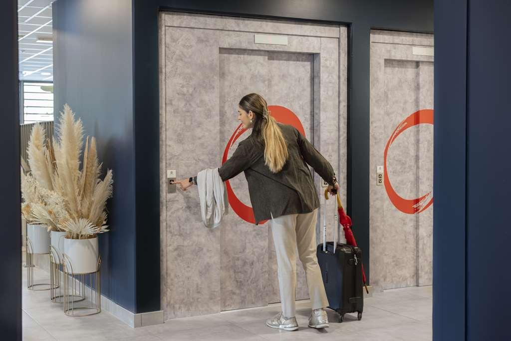 Hotel The Originals Aix Schuman